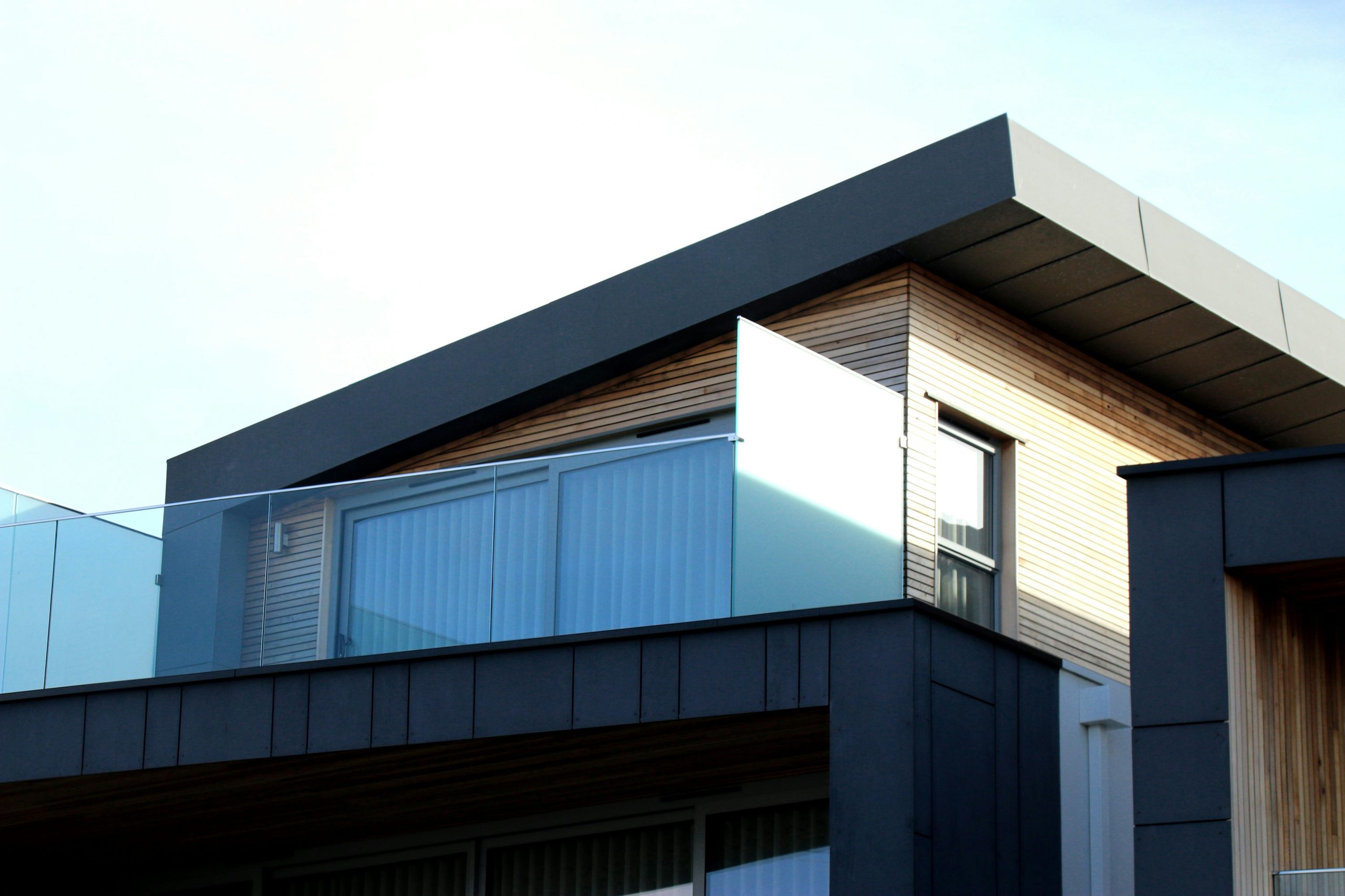 Bungalow with Surface Cladding
