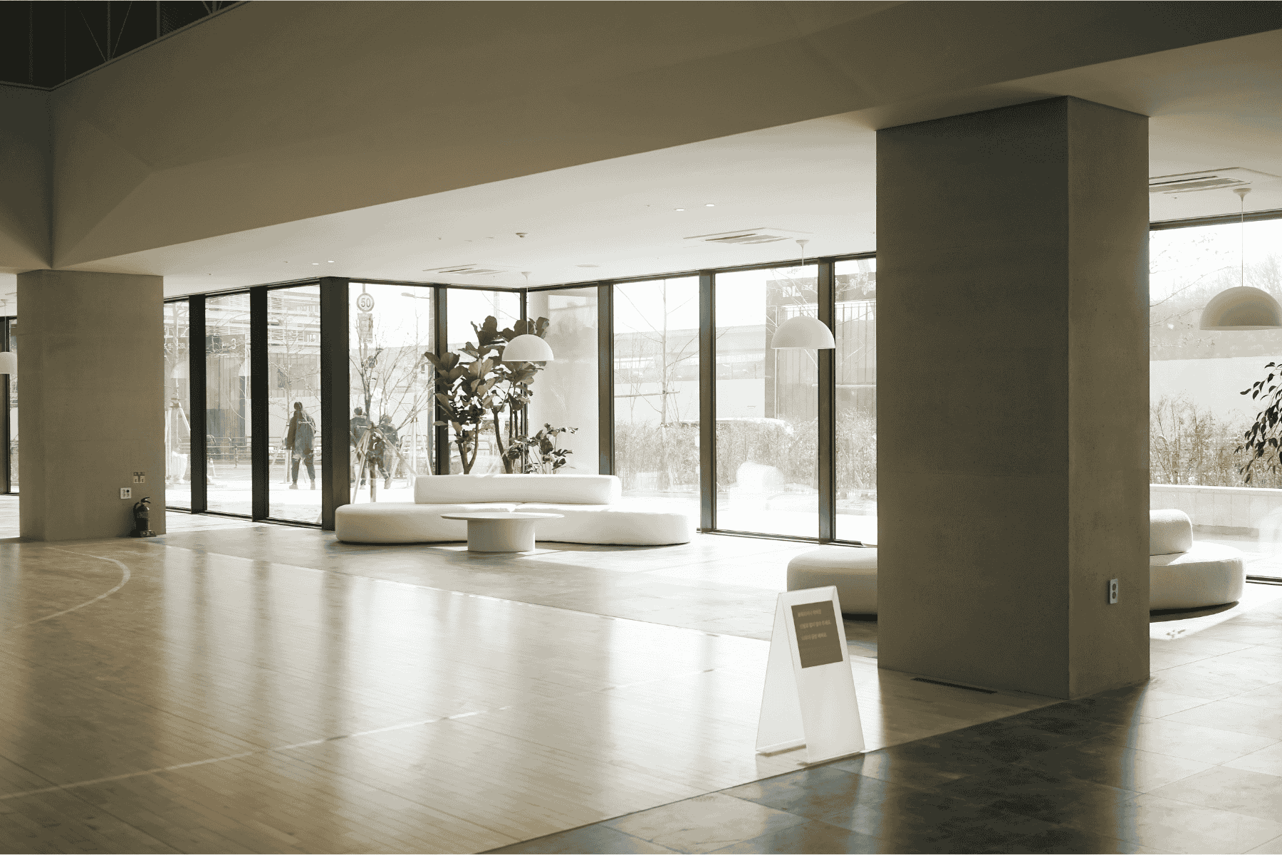 Seamless Indoor-Outdoor Floor Continuity