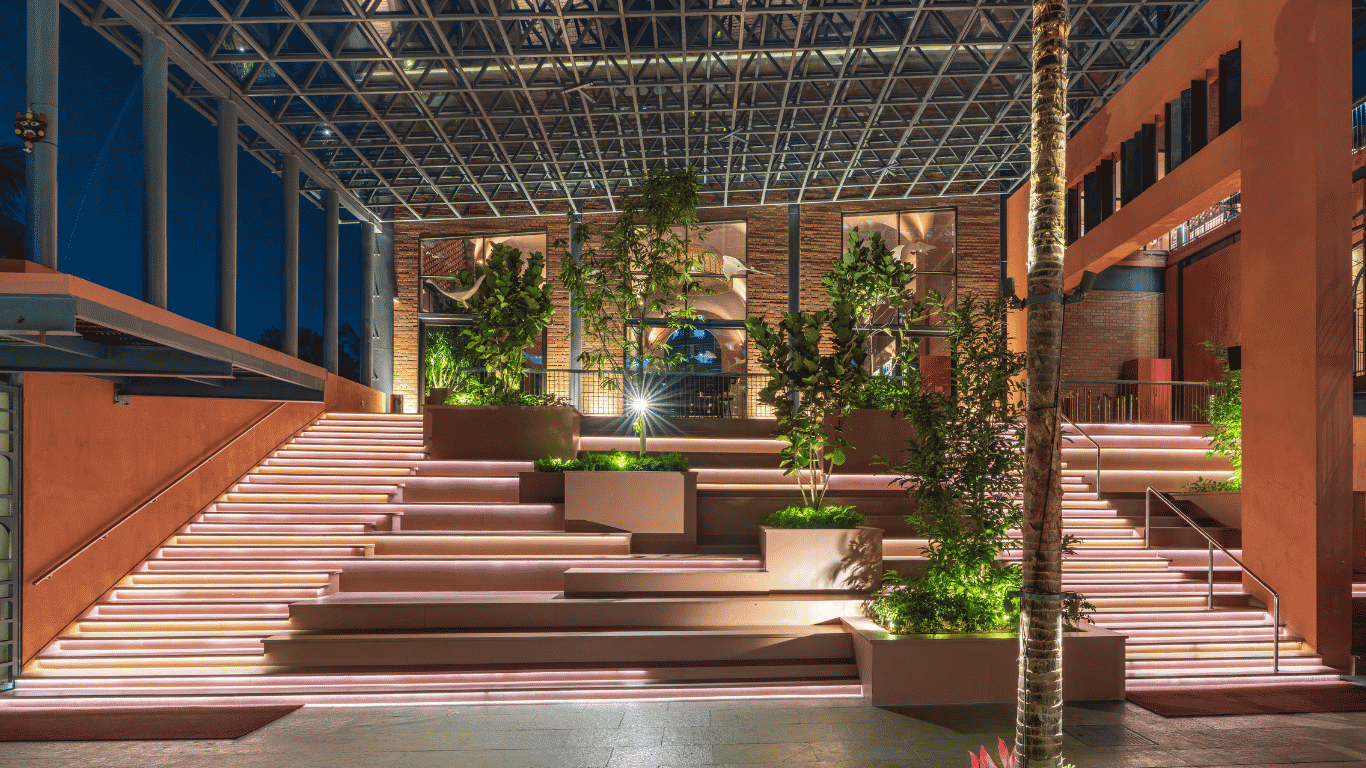 15 Luxury Staircase Design Ideas for Modern Homes & Villas